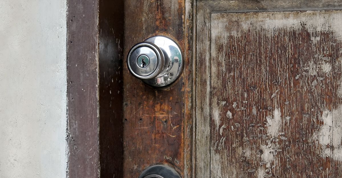 How Much Does It Cost to Repair or Replace a Mortise Lock? — Downtown Locksmith Chicago