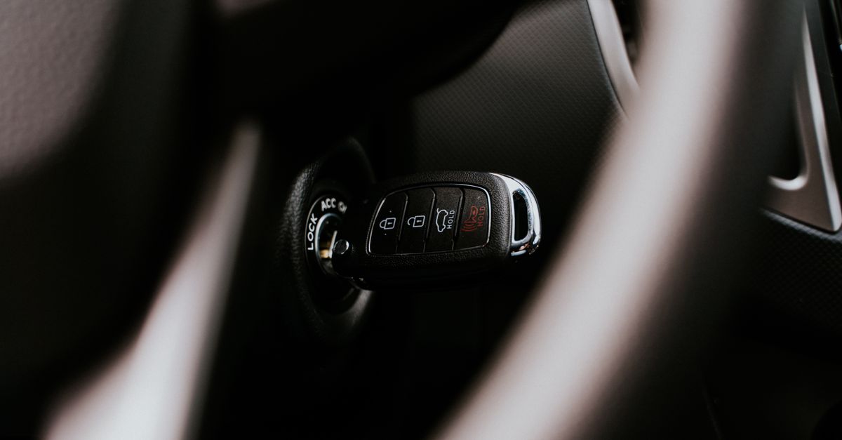 car key cutting machine — Downtown Locksmith Chicago