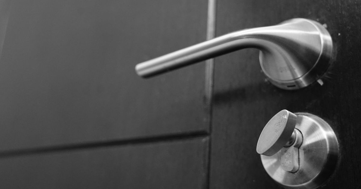 door security hardware — Downtown Locksmith Chicago