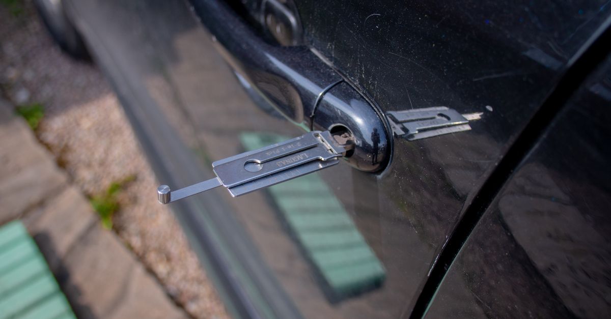 locksmith service technician — Downtown Locksmith Chicago