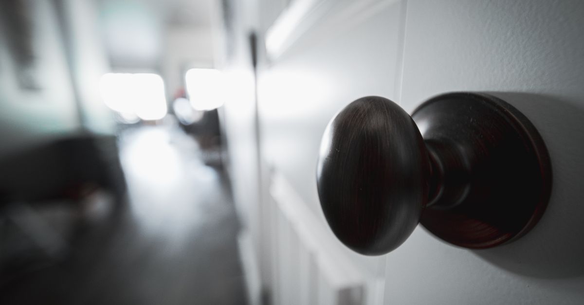 deadbolt installation — Downtown Locksmith Chicago