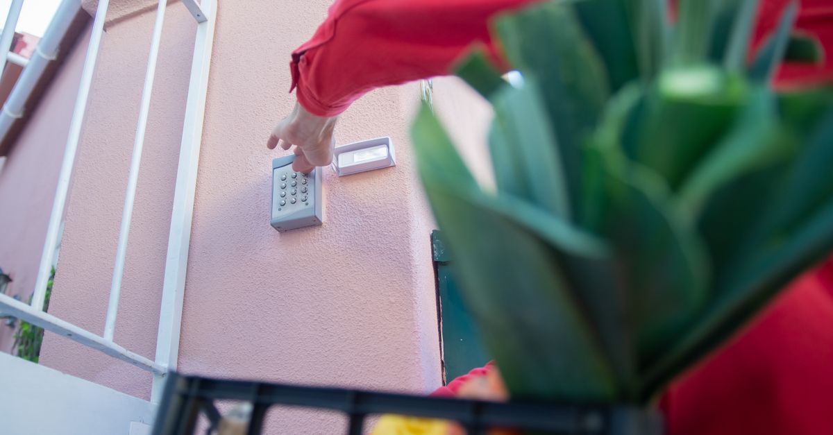 smart lock installation — Downtown Locksmith Chicago