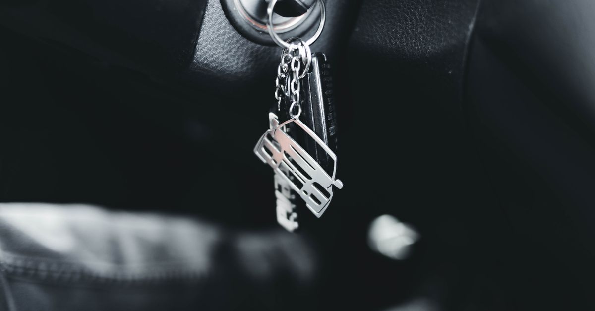 car key cutting machine — Downtown Locksmith Chicago
